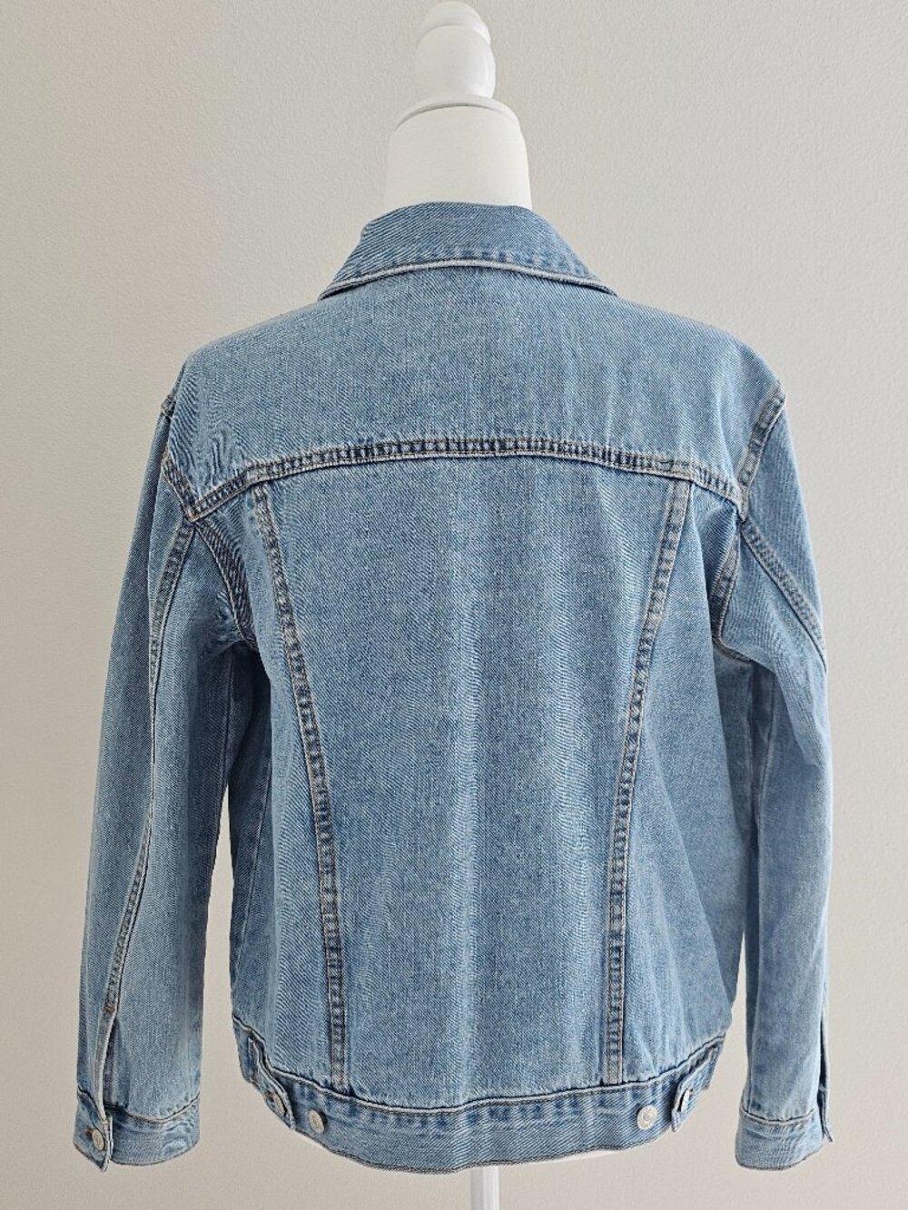U.S. Polo Assn Light Wash Denim Jacket Classic Fit Size M NWOT - Picture 4 of 13